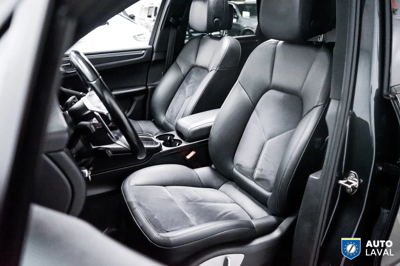 2017 Porsche Macan AWD   BOSE   BACKUP CAM   SUNROOF Image principale