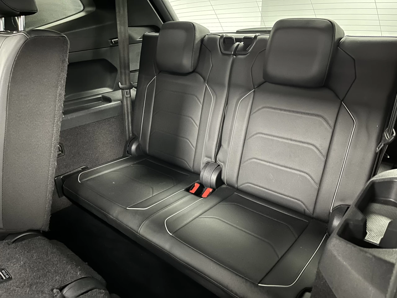 2019 Volkswagen Tiguan HIGHLINE RLINE 7 PASSANGER Main Image