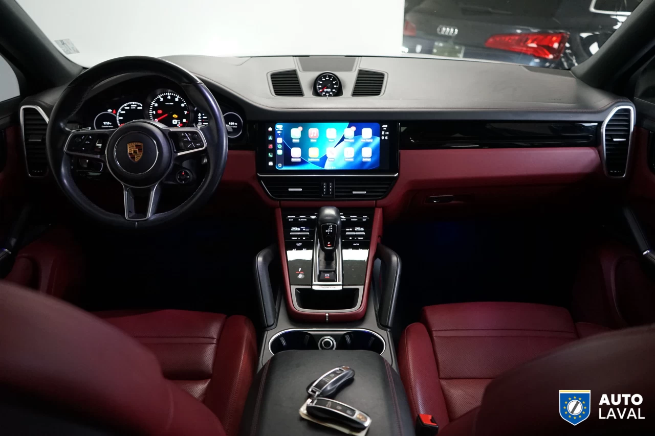 2022 Porsche Cayenne Coupe AWD Main Image